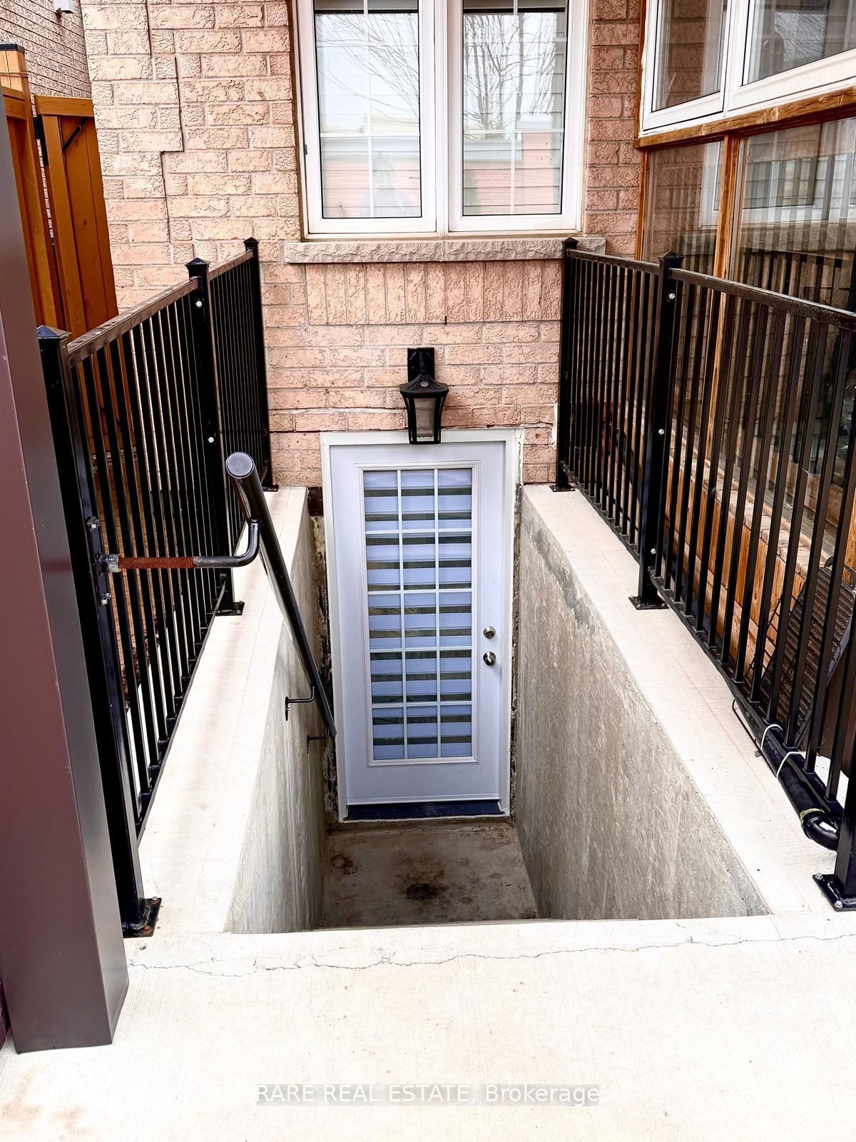 20 Arctic Fox Crescent, Unit BSMT 1 - Photo 10