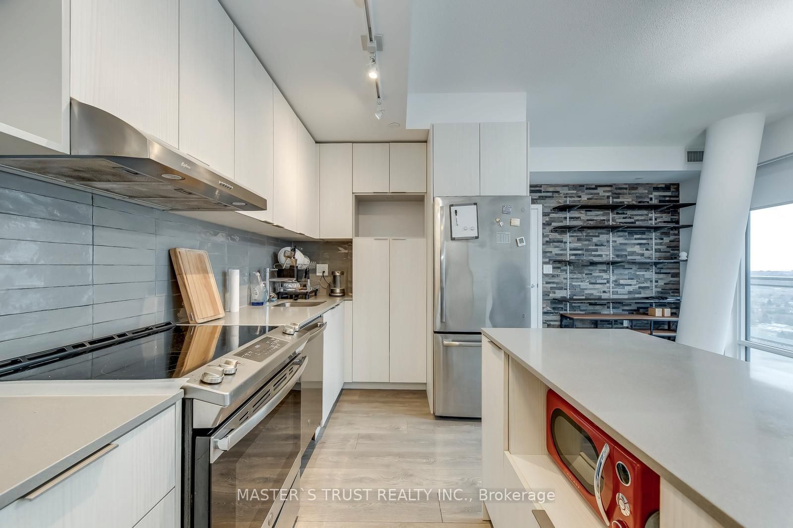 2520 Eglinton Avenue W, Unit 1804 - Photo 16