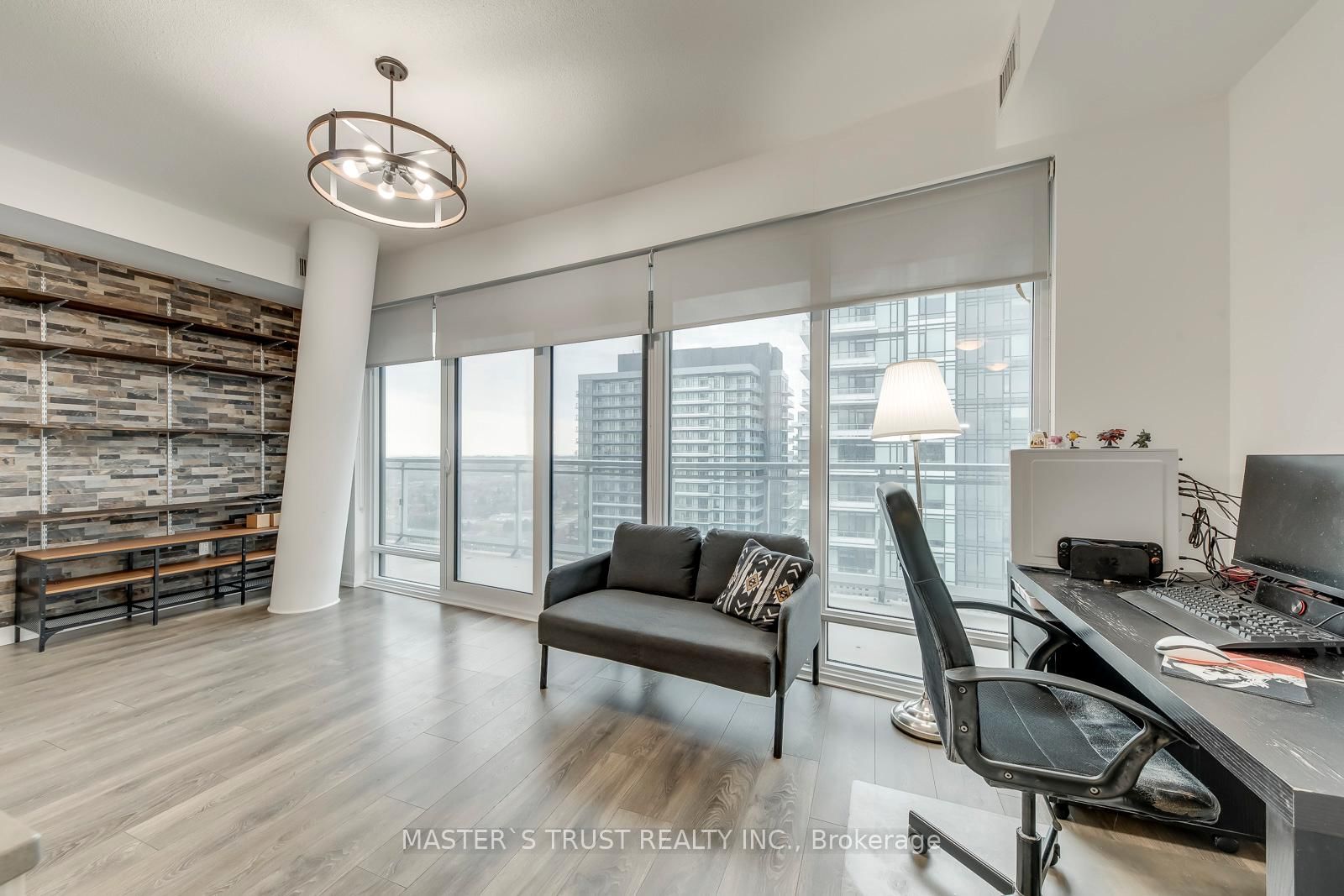 2520 Eglinton Avenue W, Unit 1804 - Photo 17