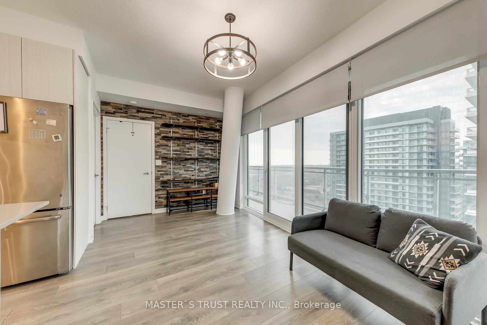 2520 Eglinton Avenue W, Unit 1804 - Photo 18