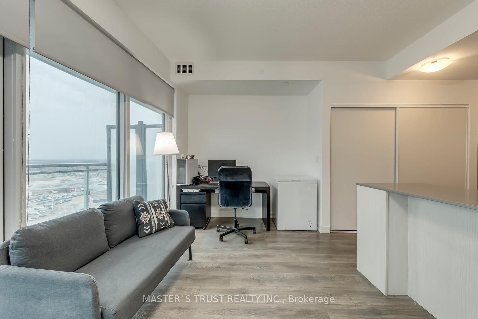 2520 Eglinton Avenue W, Unit 1804 - Photo 21