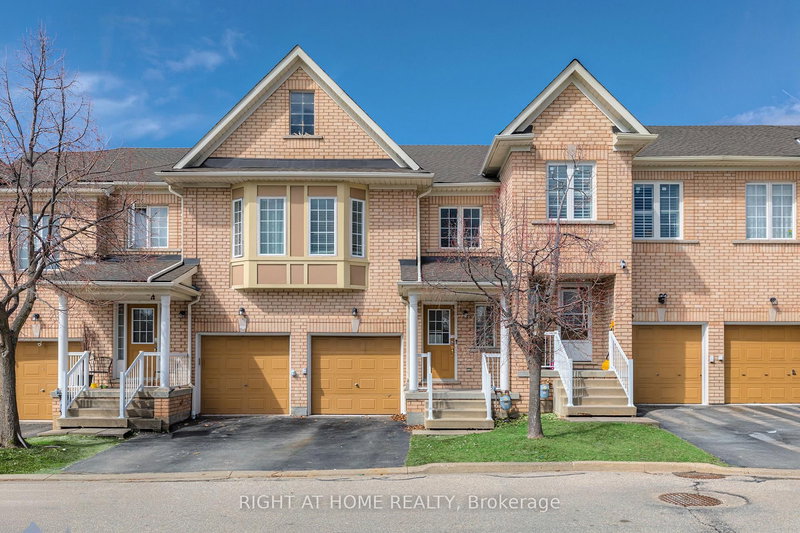 home for lease on 5-770 OTHELLO Court