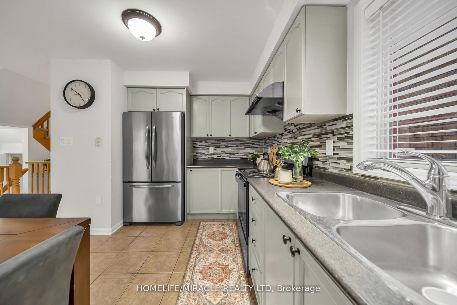 810 Hepburn Road - Photo 17