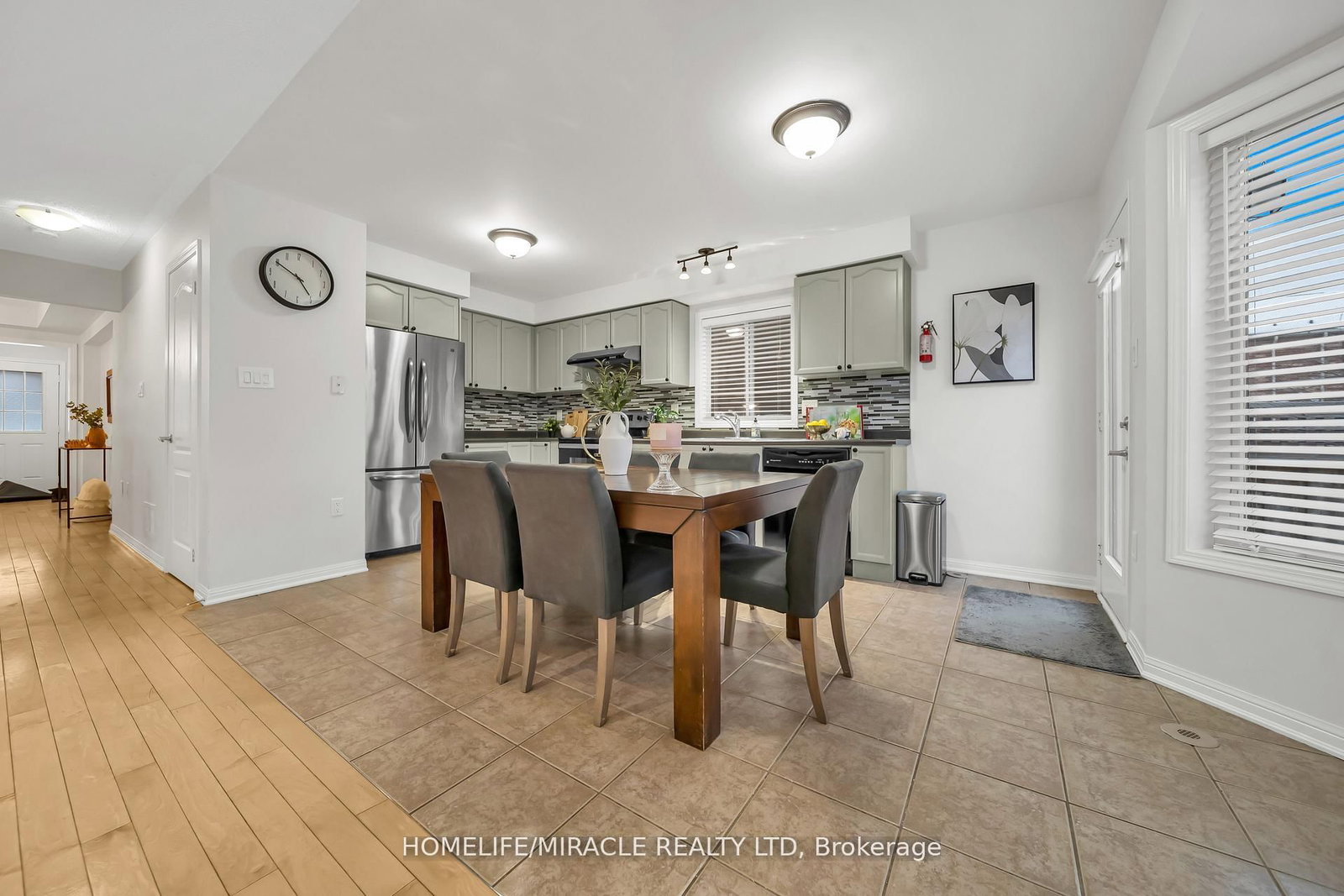 810 Hepburn Road - Photo 23