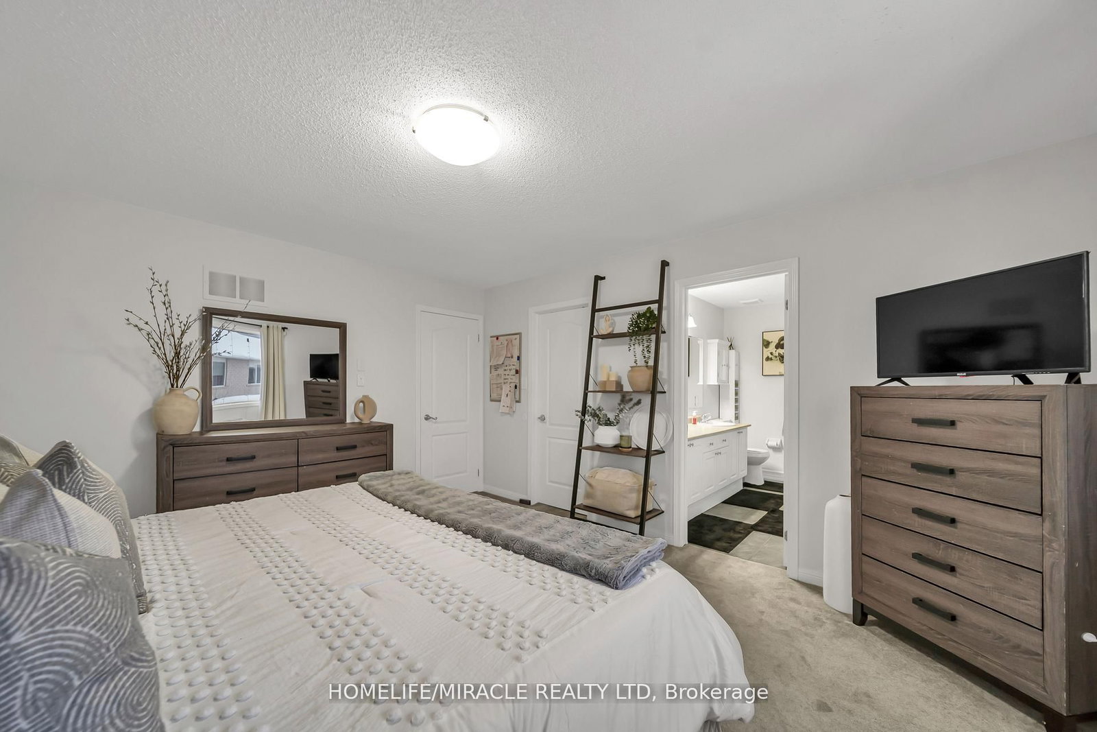 810 Hepburn Road - Photo 26