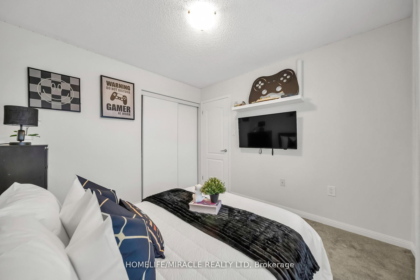 810 Hepburn Road - Photo 31