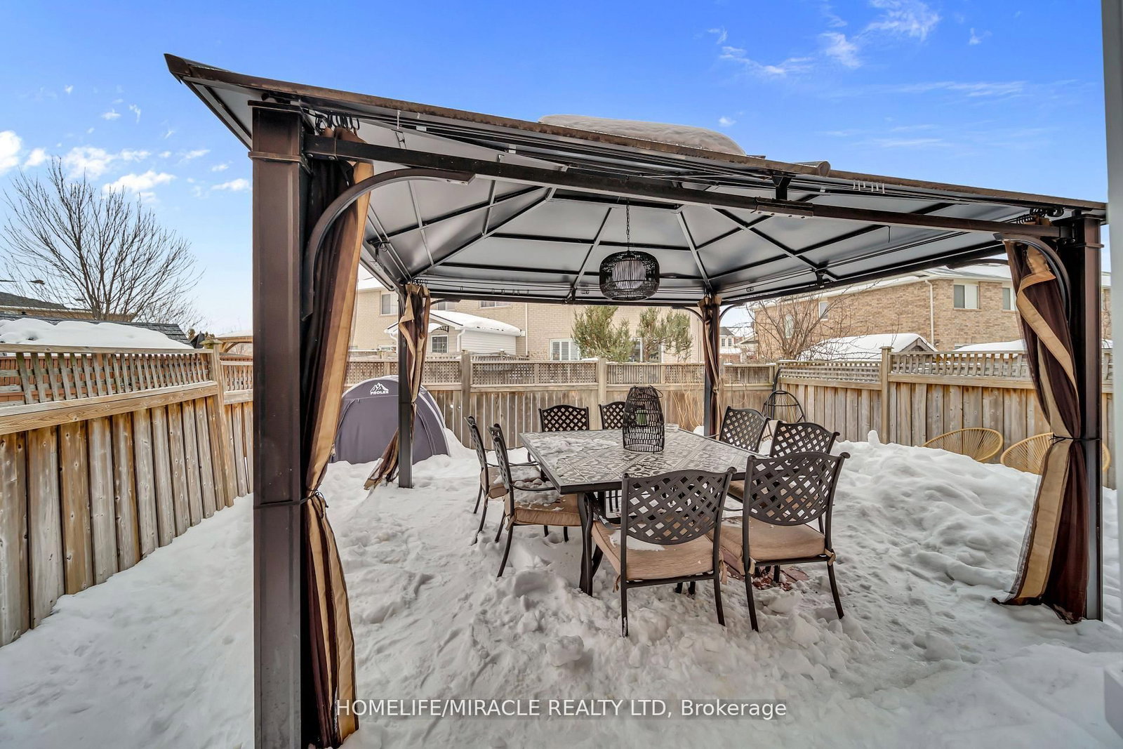 810 Hepburn Road - Photo 44