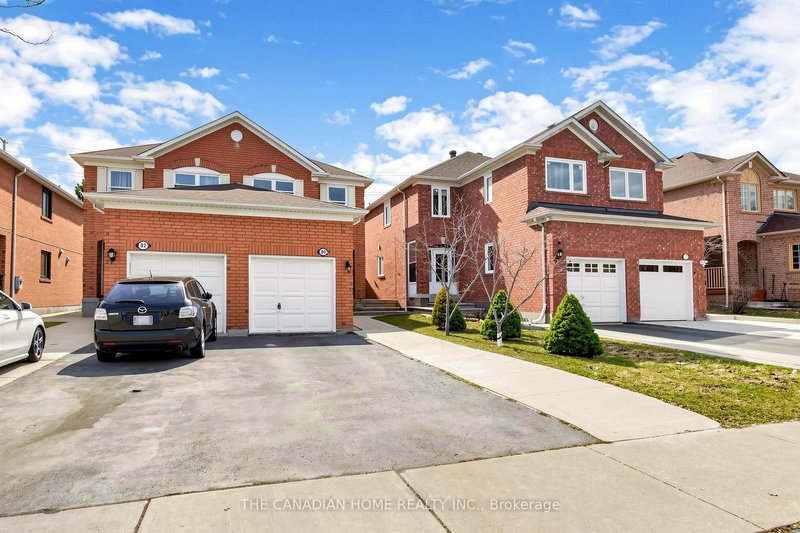 80 Mt Ranier Cres E, Brampton, L6R 2L1 | Image 3
