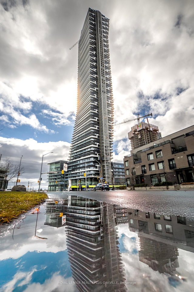 1505 - 488 Burnhamthorpe Road W