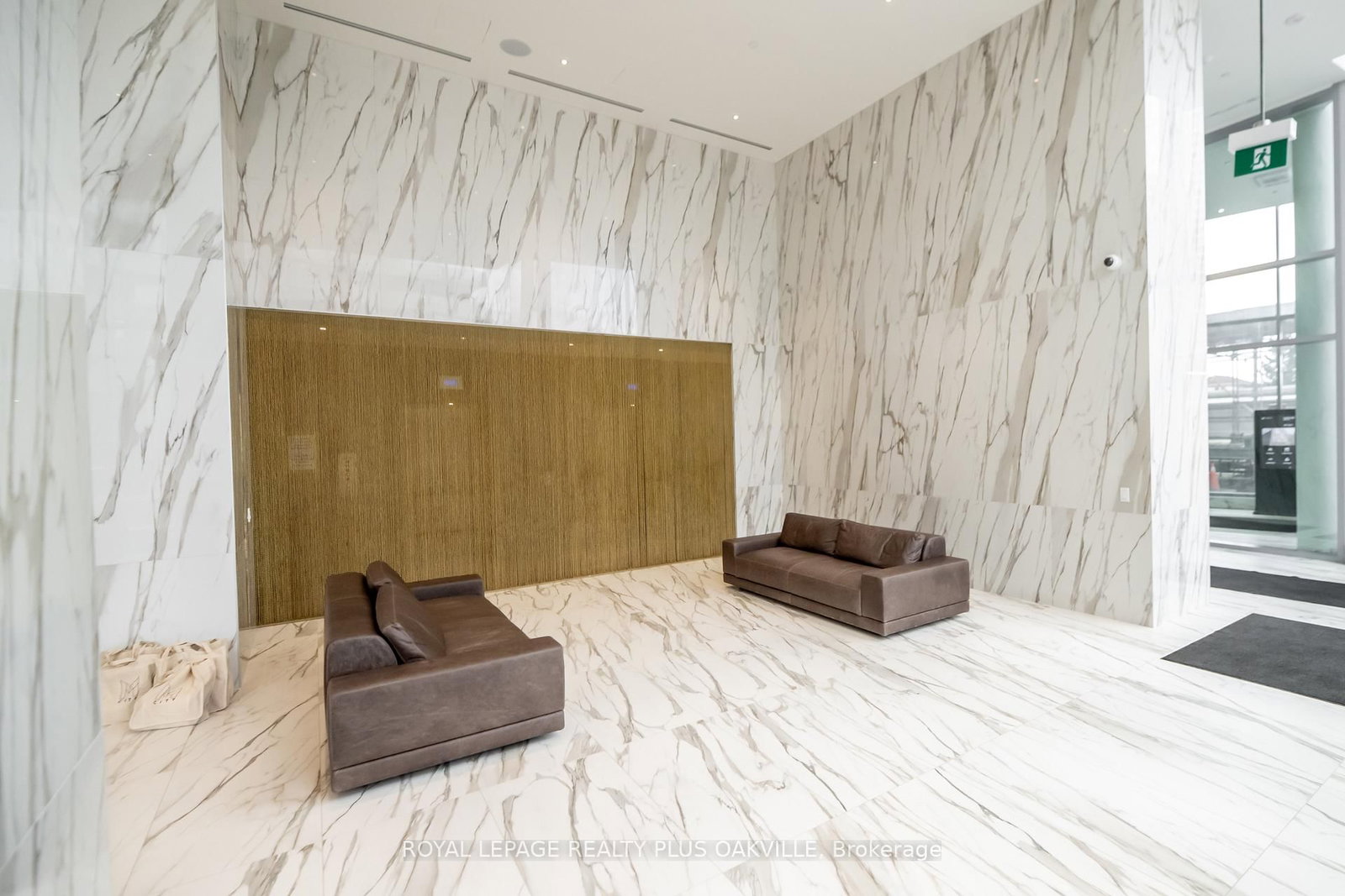 448 Burnhamthorpe Road W, Unit 1505 - Photo 29