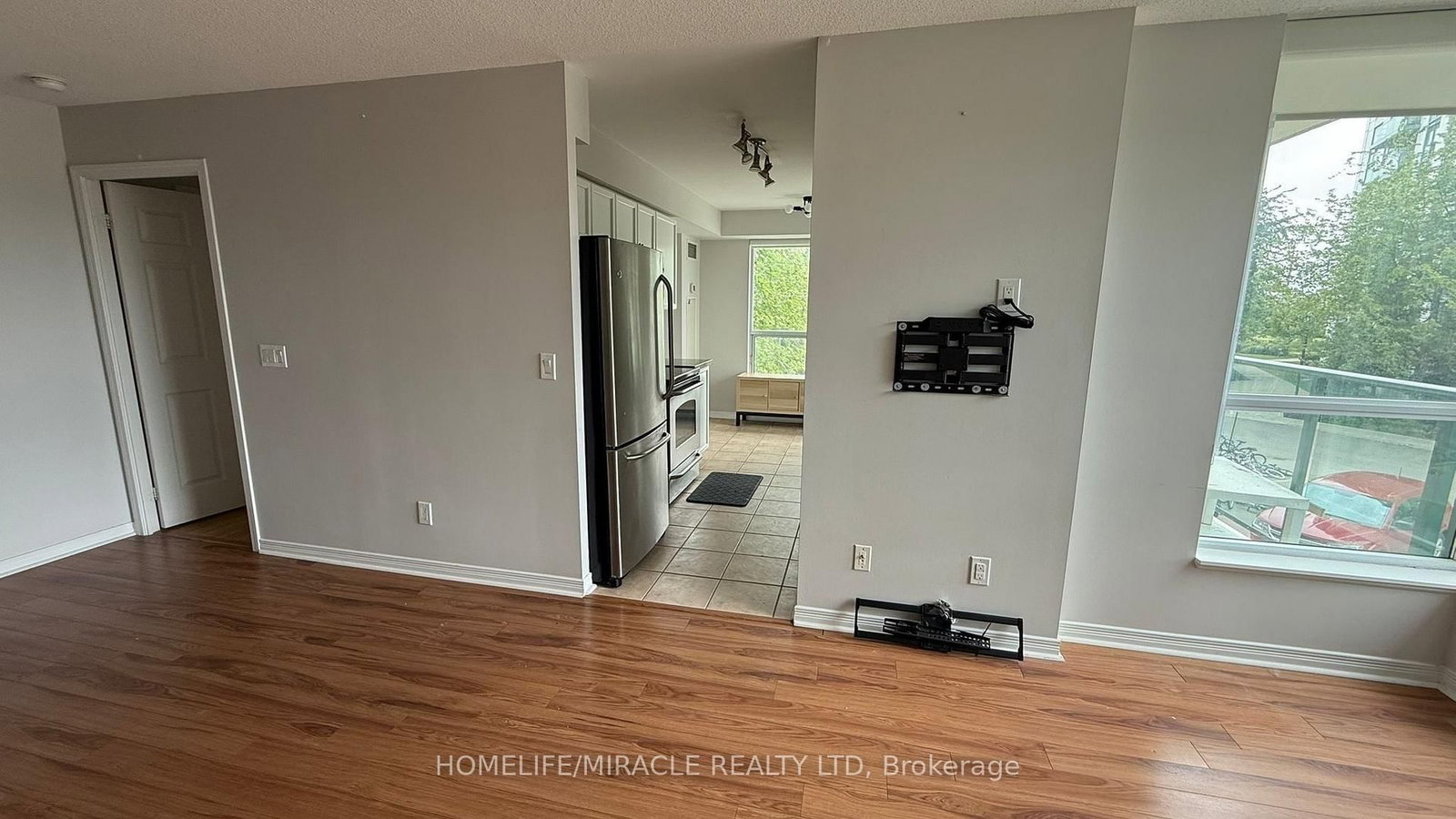 4889 Kimbermount Avenue N, Unit 203 - Photo 7