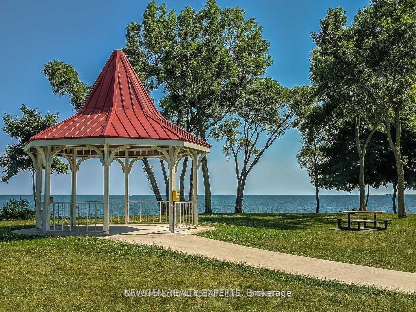 120 Longbranch Avenue, Unit 8 - Photo 16