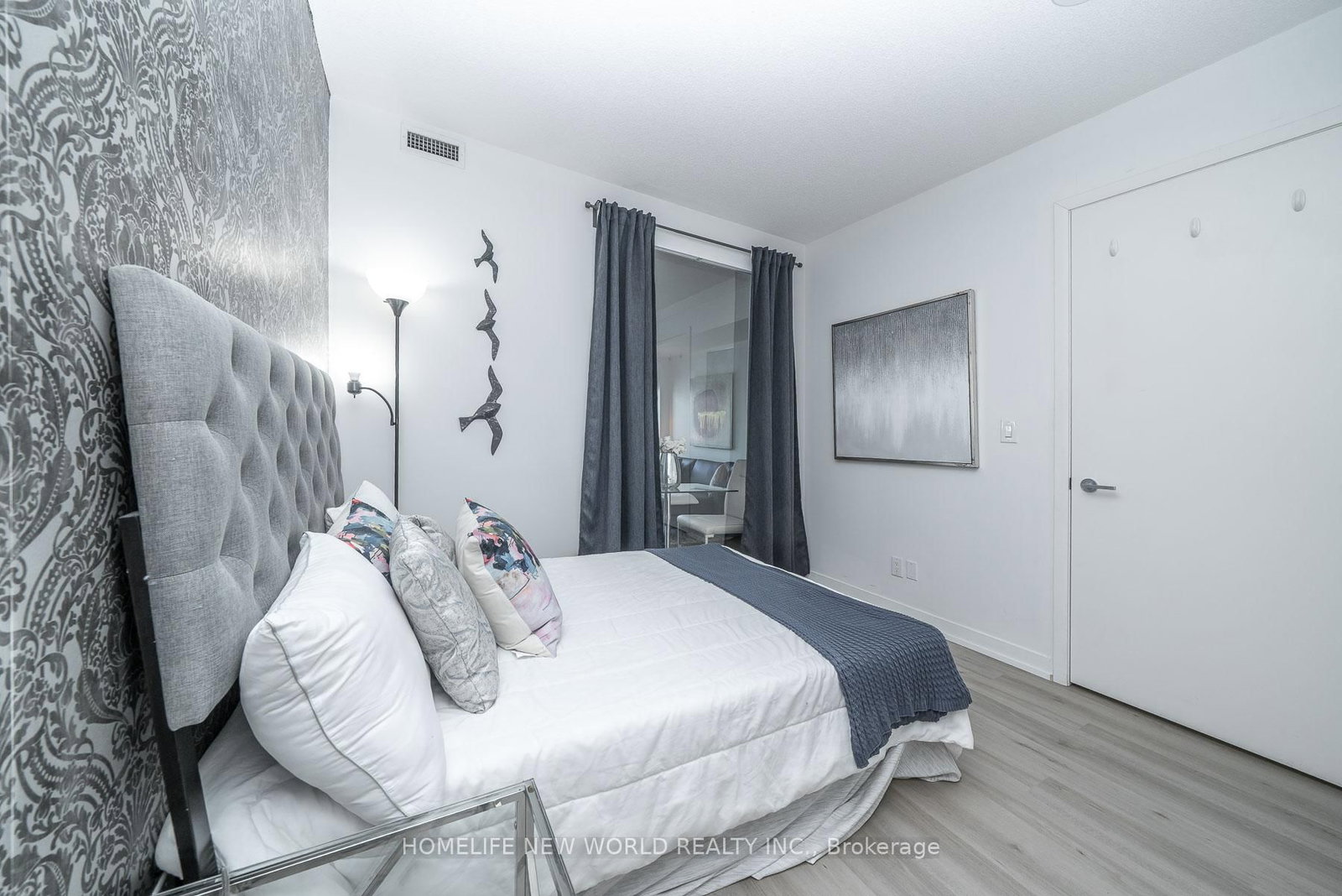 Condo for sale at 1722-165 Legion Road, Toronto, Ontario, M8Y 0B3 - Mimico - MLS: W12988494