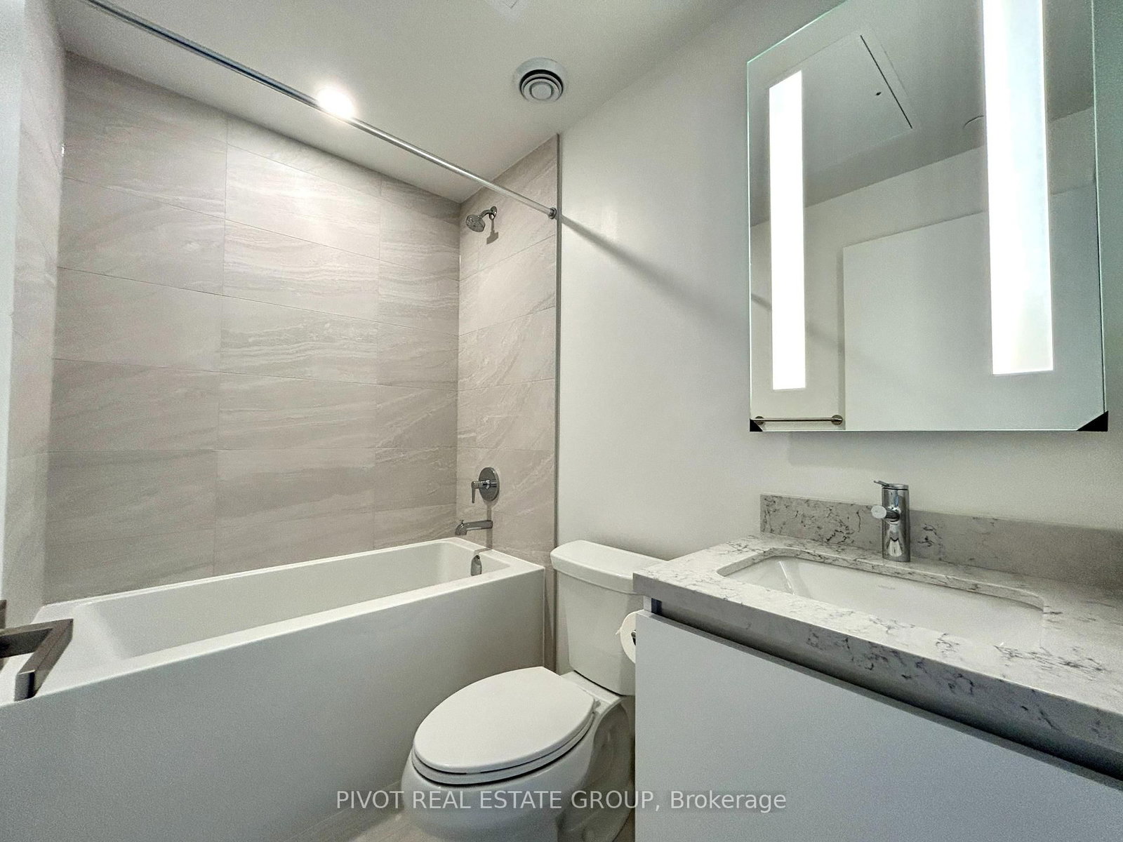 2 Erskine Road, Unit 2511 - Photo 9