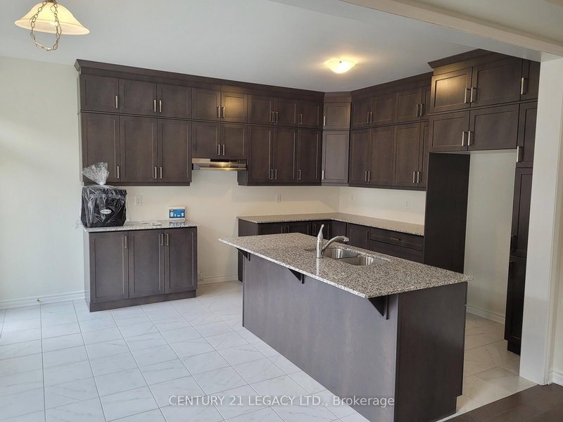 9 Salt Creek Terr, Caledon, L7C 4J2 | Image 2