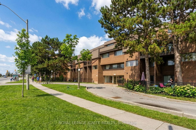 211 - 3455 Morning Star Dr, Mississauga, L4T 3T9 | Image 2