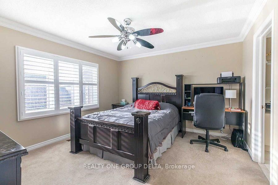 1918 Royal Credit Boulevard - Photo 22