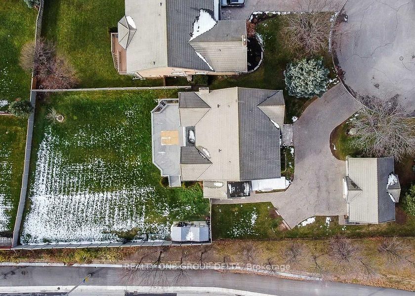 1918 Royal Credit Boulevard - Photo 26