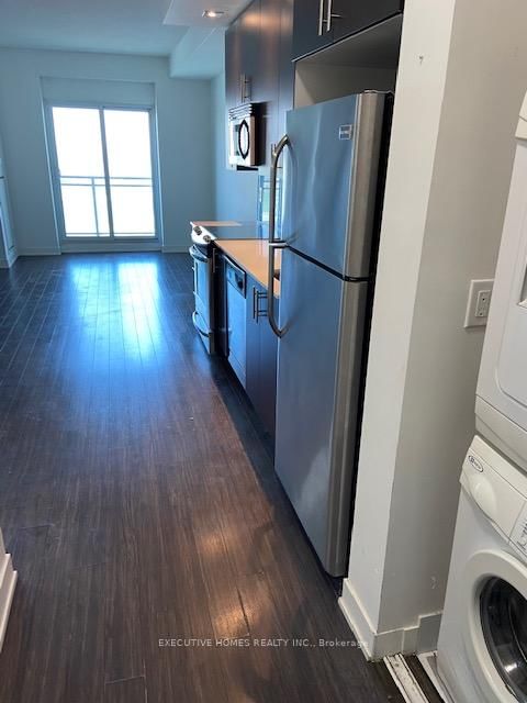 165 Legion Road N, Unit 2421 - Photo 8