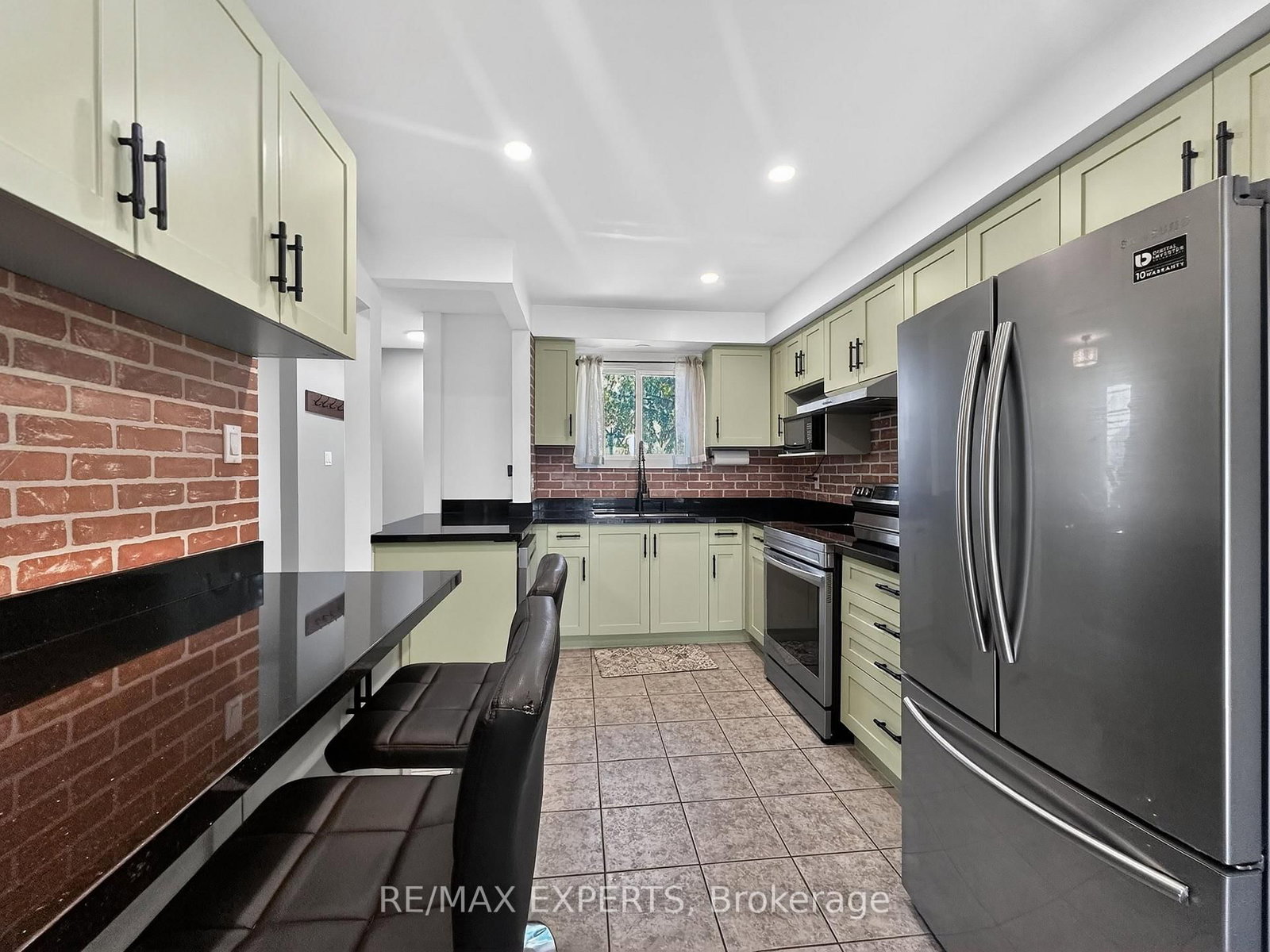 Detached House for sale at 86 Sutter Avenue, Brampton, Ontario, L6Z 1G7 - Heart Lake West - MLS: W12988816