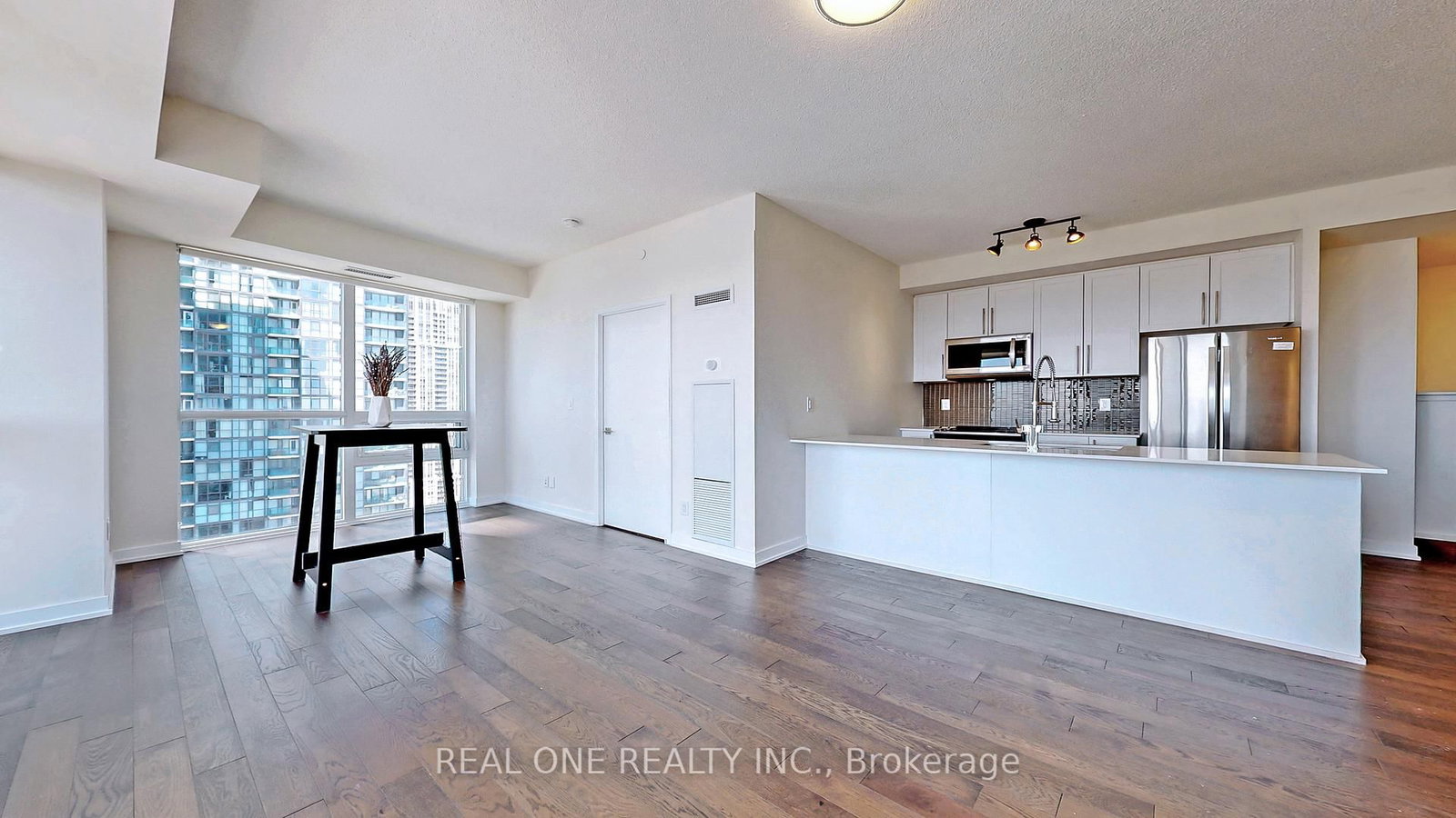 510 Curran Place, Unit 2104 - Photo 10