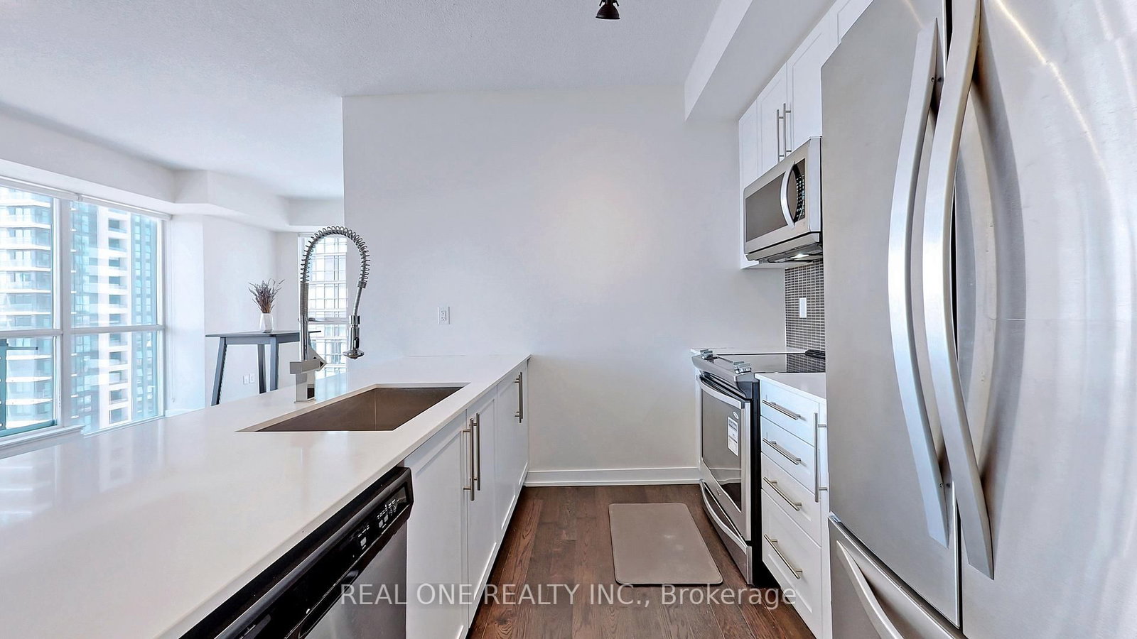 510 Curran Place, Unit 2104 - Photo 16