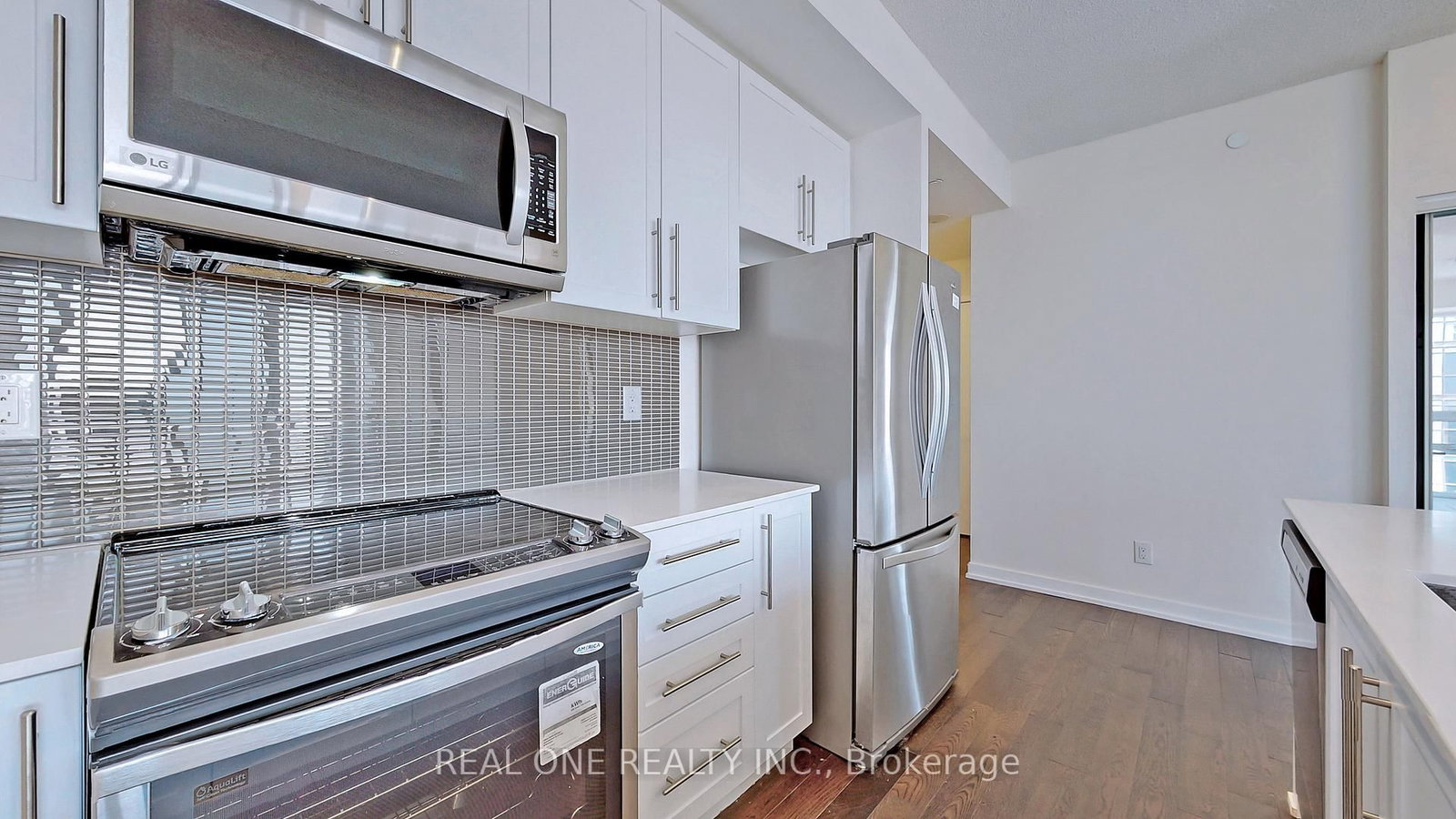 510 Curran Place, Unit 2104 - Photo 18