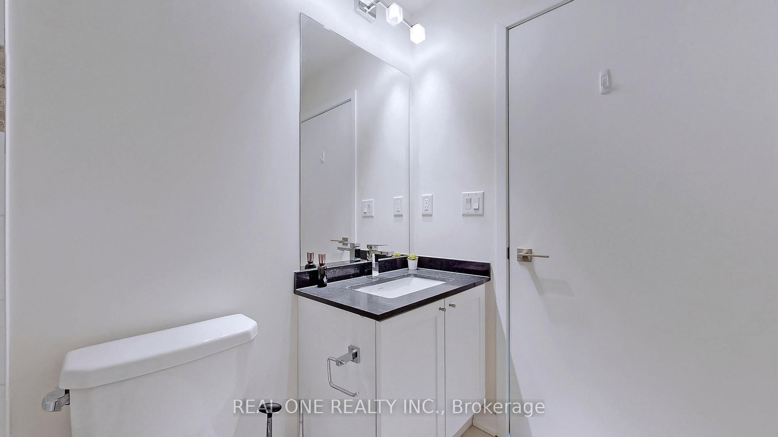 510 Curran Place, Unit 2104 - Photo 26