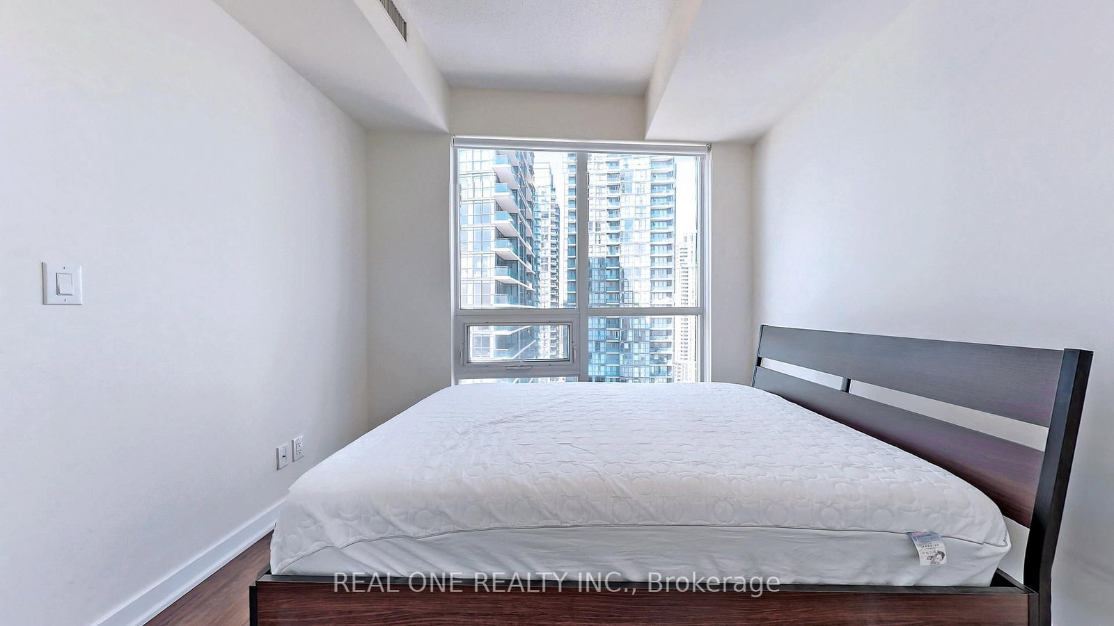510 Curran Place, Unit 2104 - Photo 28