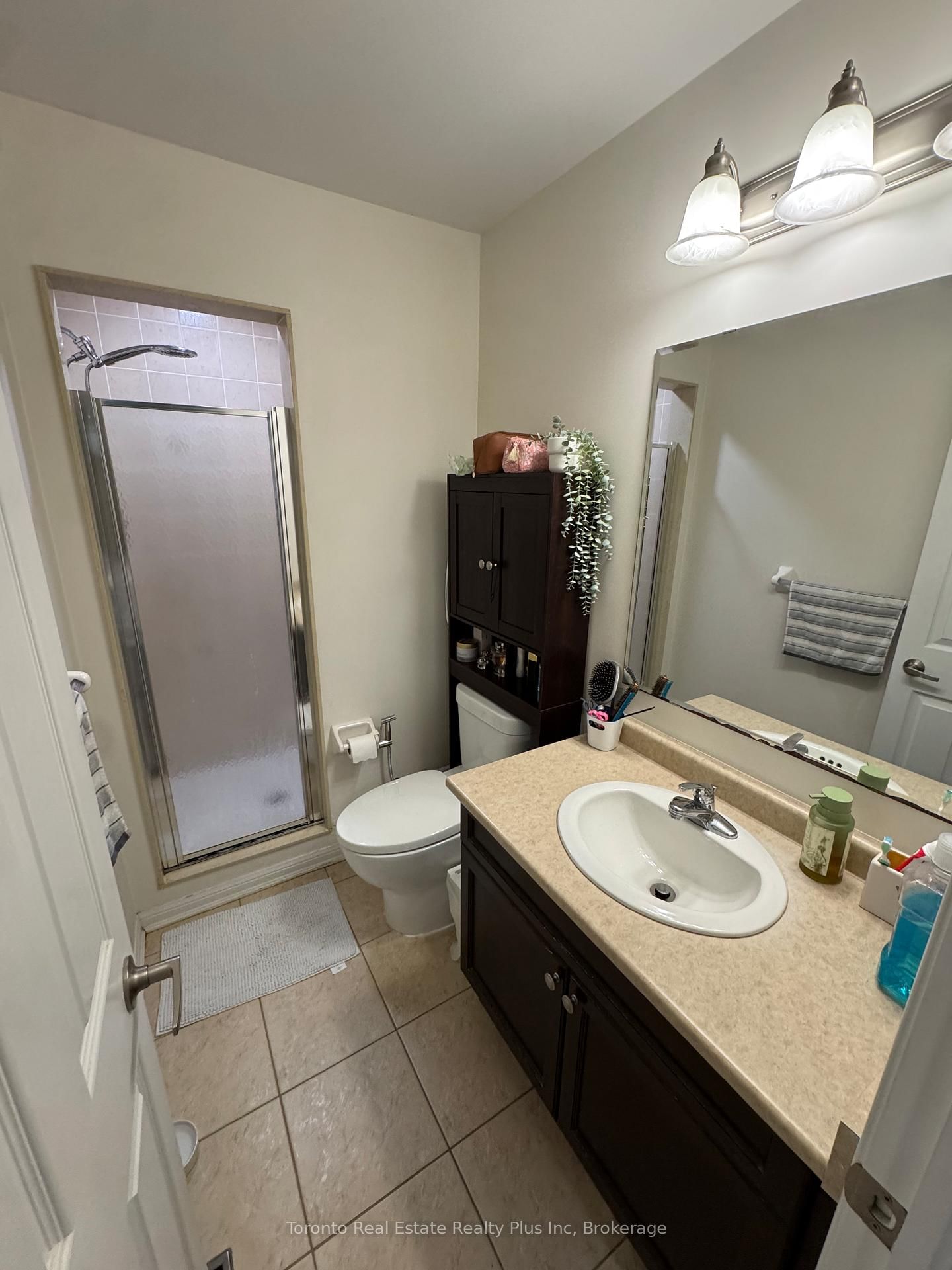 Townhouse for sale at 573 Cargill Path, Milton, Ontario, L9T 7R5 - Coates - MLS: W12988944