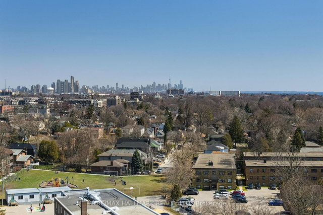 1301 - 3865 Lake Shore Boulevard W