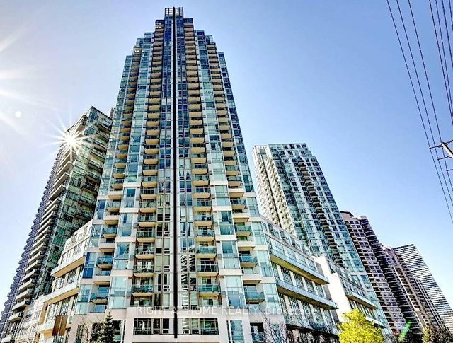 2902 - 220 Burnhamthorpe Road W