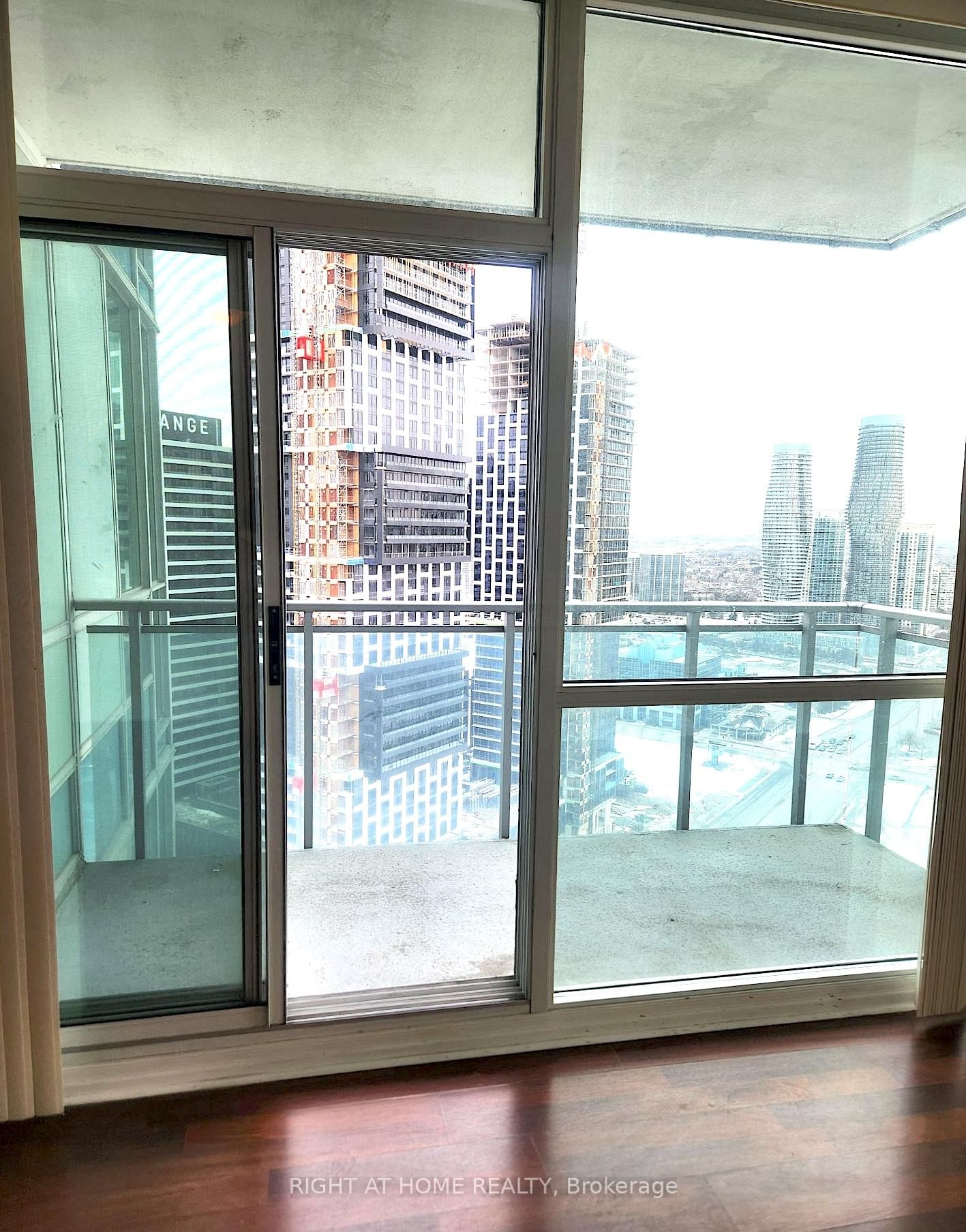 220 Burnhamthorpe Road W, Unit 2902 - Photo 13