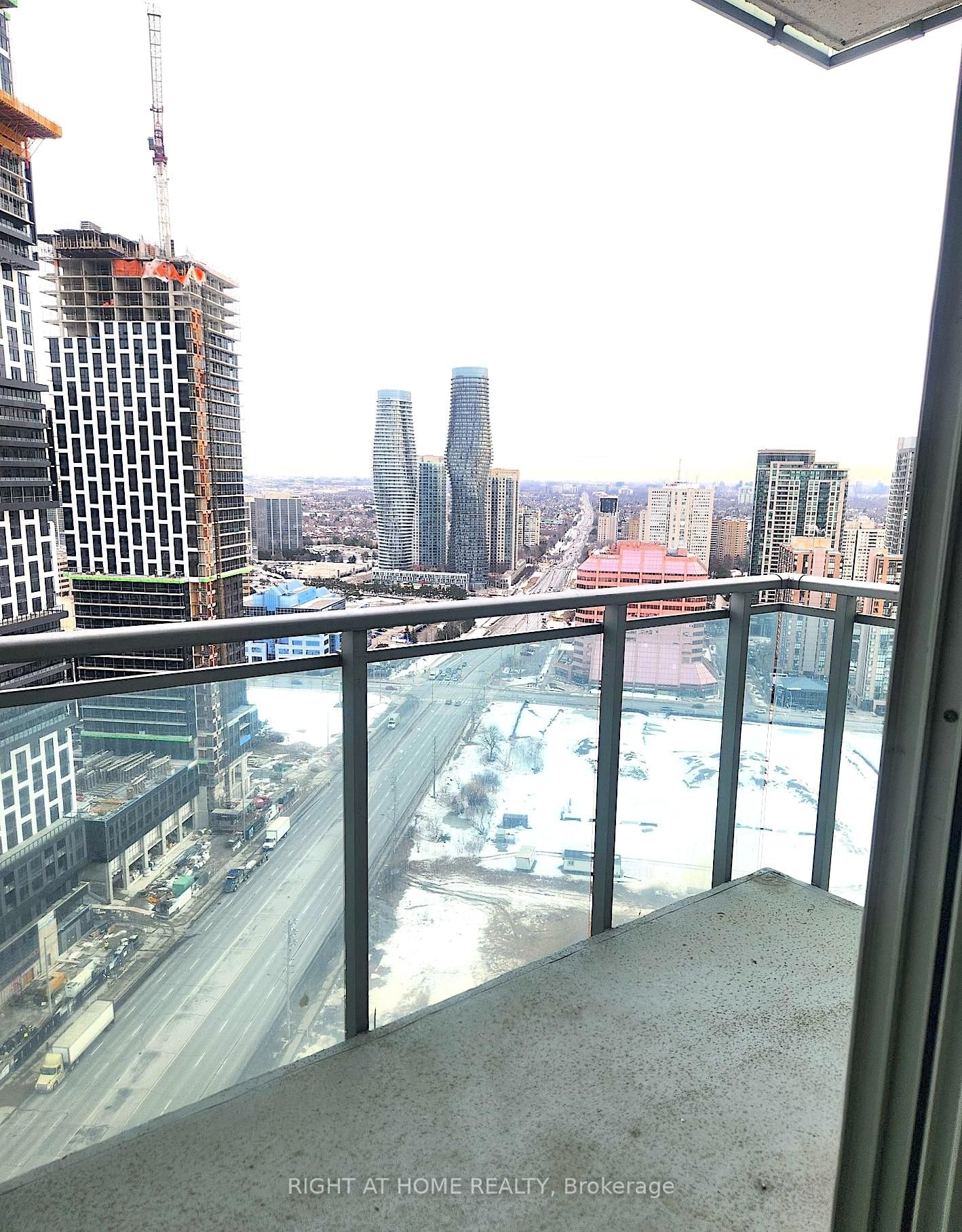 220 Burnhamthorpe Road W, Unit 2902 - Photo 14