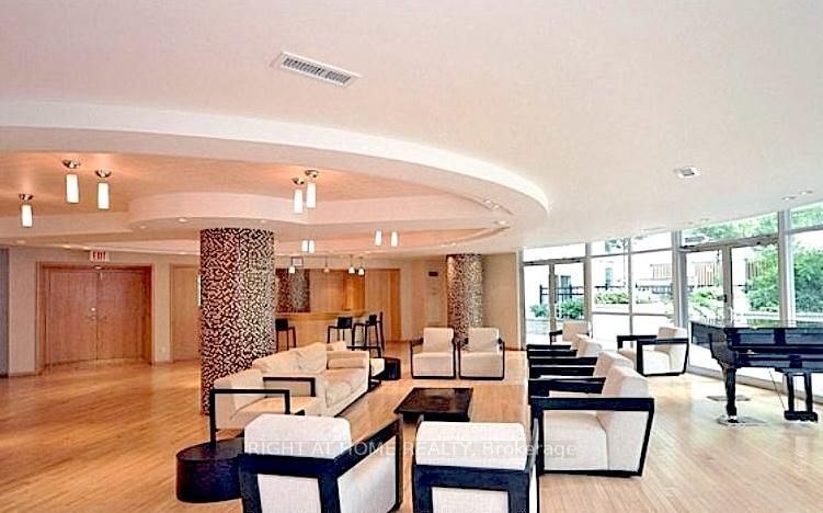 220 Burnhamthorpe Road W, Unit 2902 - Photo 18