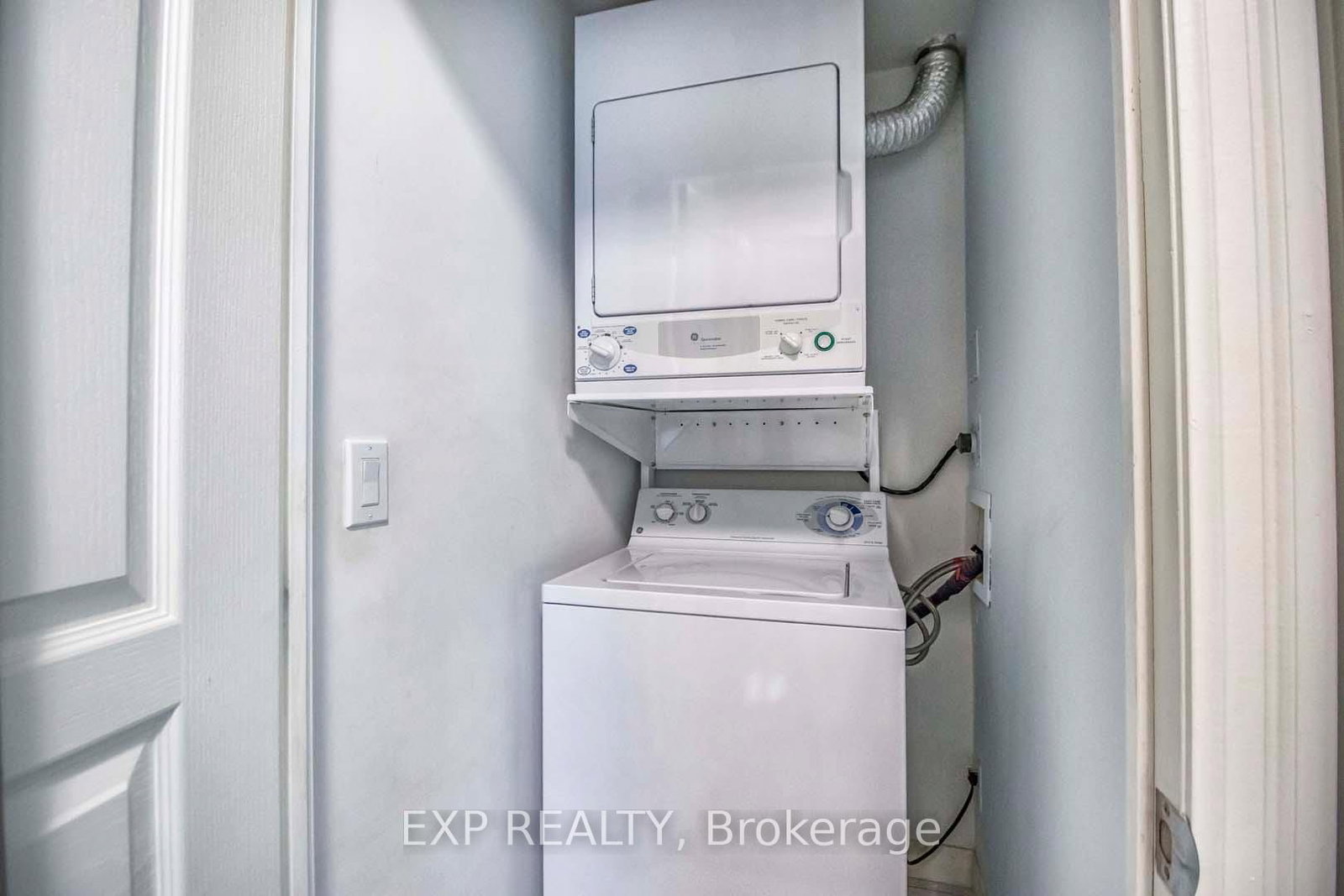 3939 Duke Of York Boulevard, Unit 707 - Photo 37