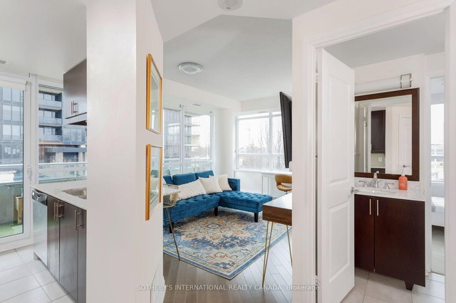 210 - 1055 Southdown Road