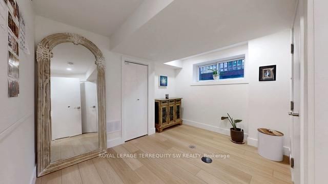 3170 The Credit Woodlands, Unit Lower - Photo 16