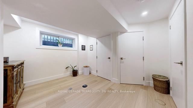 3170 The Credit Woodlands, Unit Lower - Photo 17