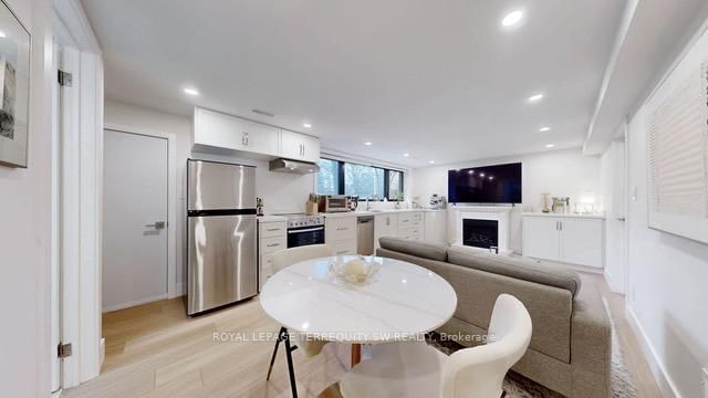 3170 The Credit Woodlands, Unit Lower - Photo 6