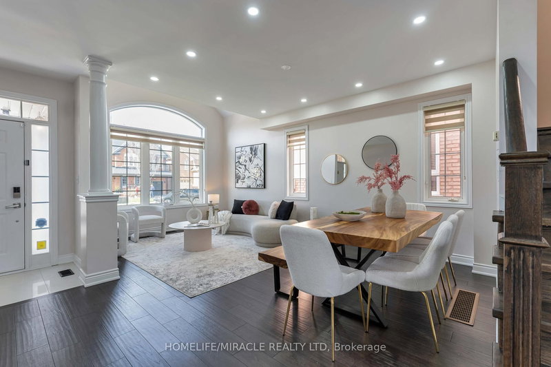 2343 Falling Green Dr, Oakville, L6M 5A7 | Image 3