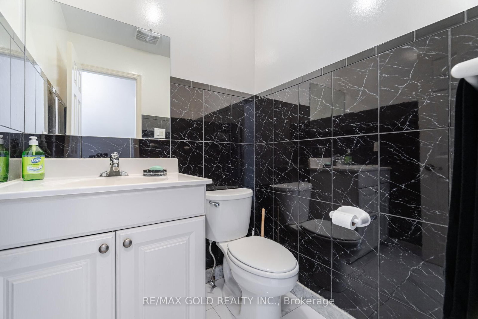 Detached House for sale at 29 Brydon Crescent, Brampton, Ontario, L6X 3K2 - Brampton East - MLS: W12989510