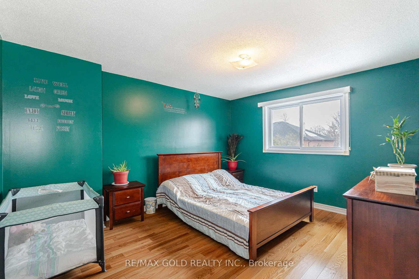 Detached House for sale at 29 Brydon Crescent, Brampton, Ontario, L6X 3K2 - Brampton East - MLS: W12989510