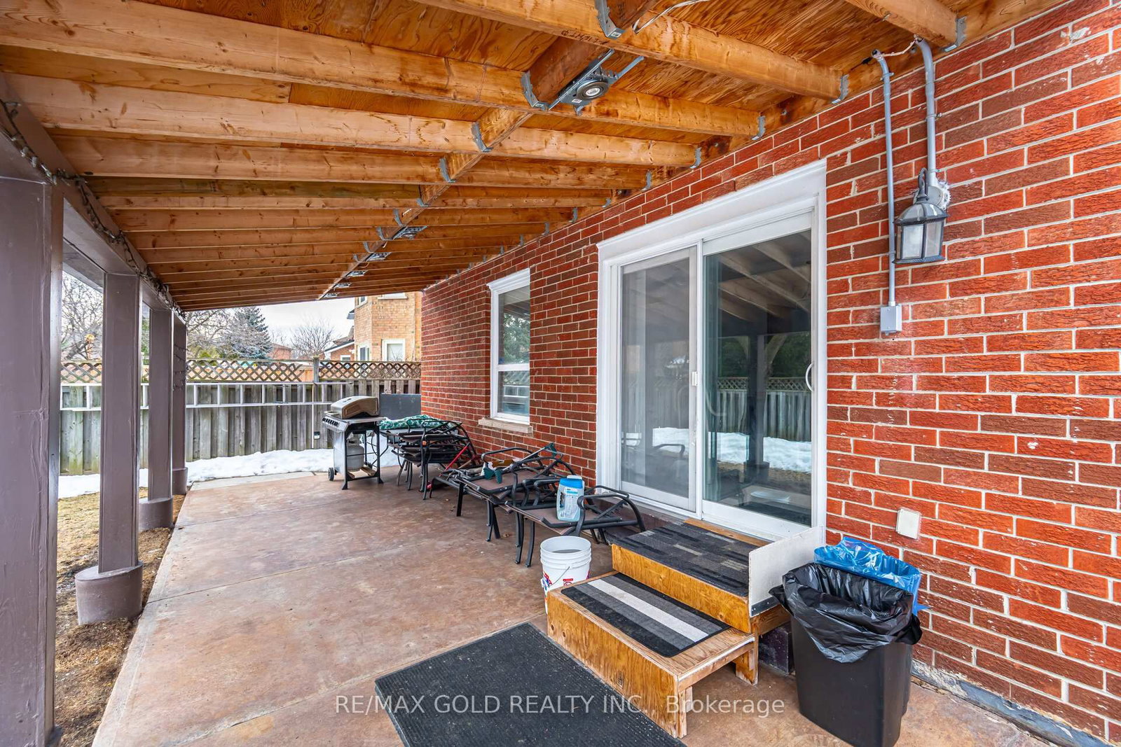 Detached House for sale at 29 Brydon Crescent, Brampton, Ontario, L6X 3K2 - Brampton East - MLS: W12989510