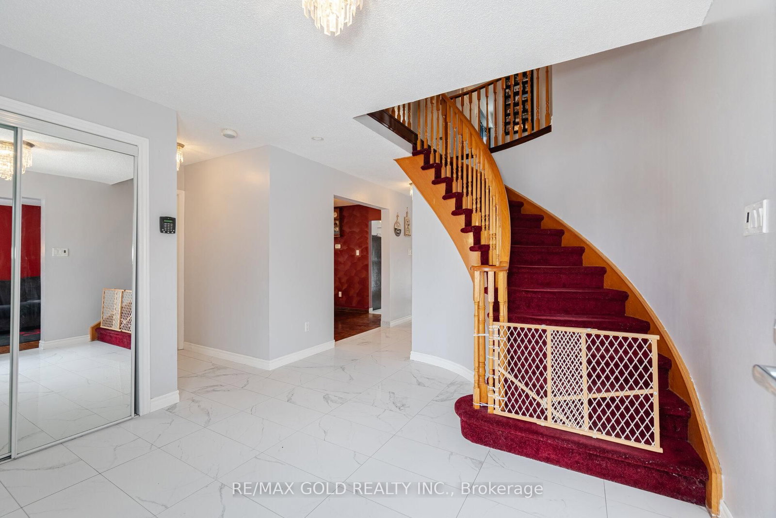 Detached House for sale at 29 Brydon Crescent, Brampton, Ontario, L6X 3K2 - Brampton East - MLS: W12989510