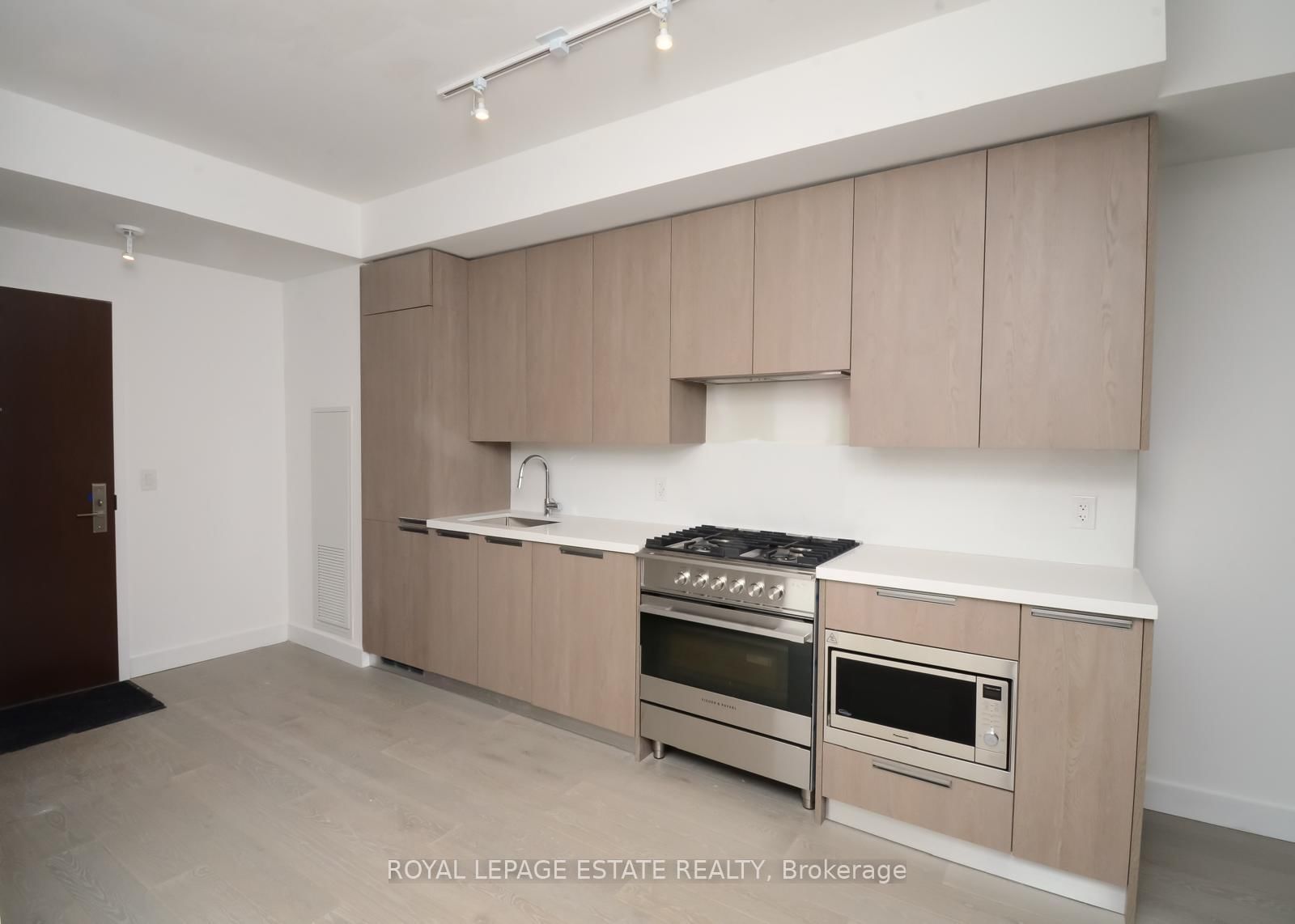 160 Kingsway Crescent, Unit 406 - Photo 4