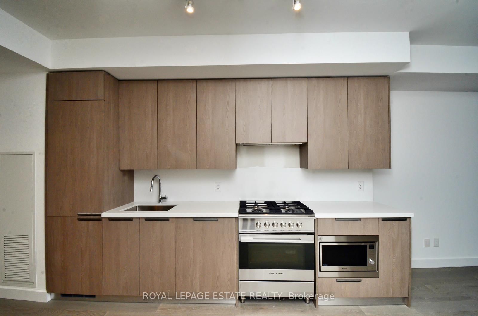 160 Kingsway Crescent, Unit 406 - Photo 8