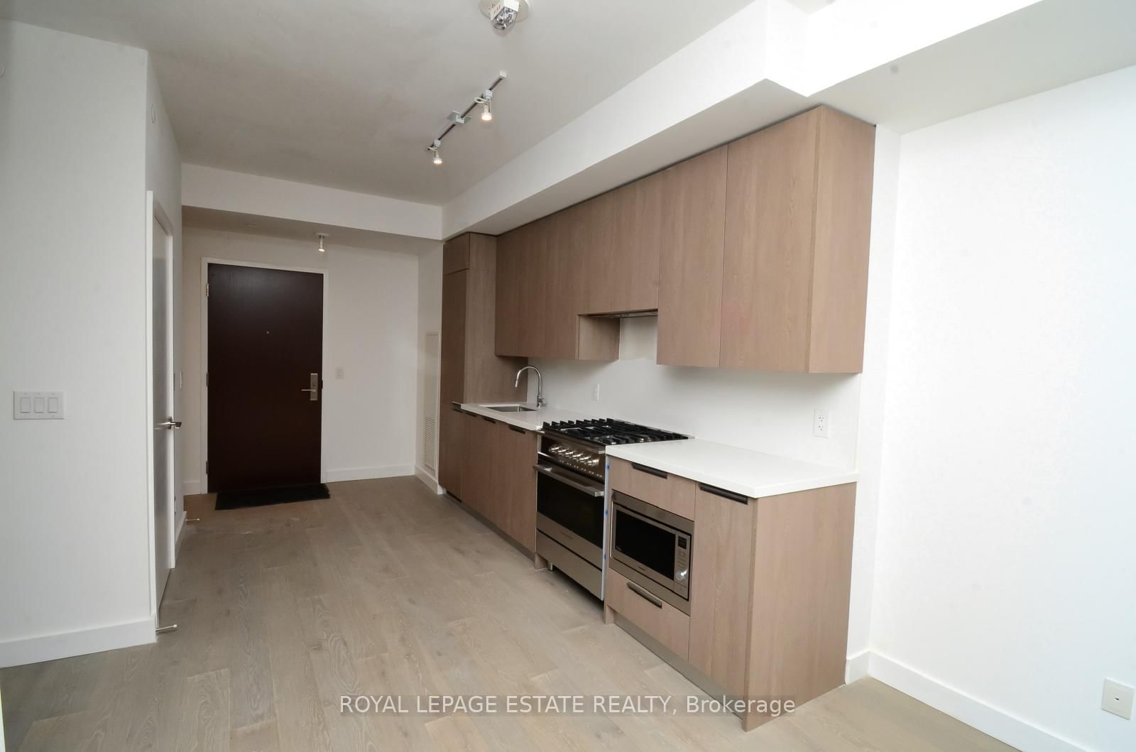 160 Kingsway Crescent, Unit 406 - Photo 9