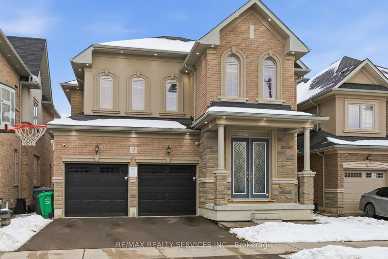 7 Caboose St, Brampton, L7A 5A9 | Image 3