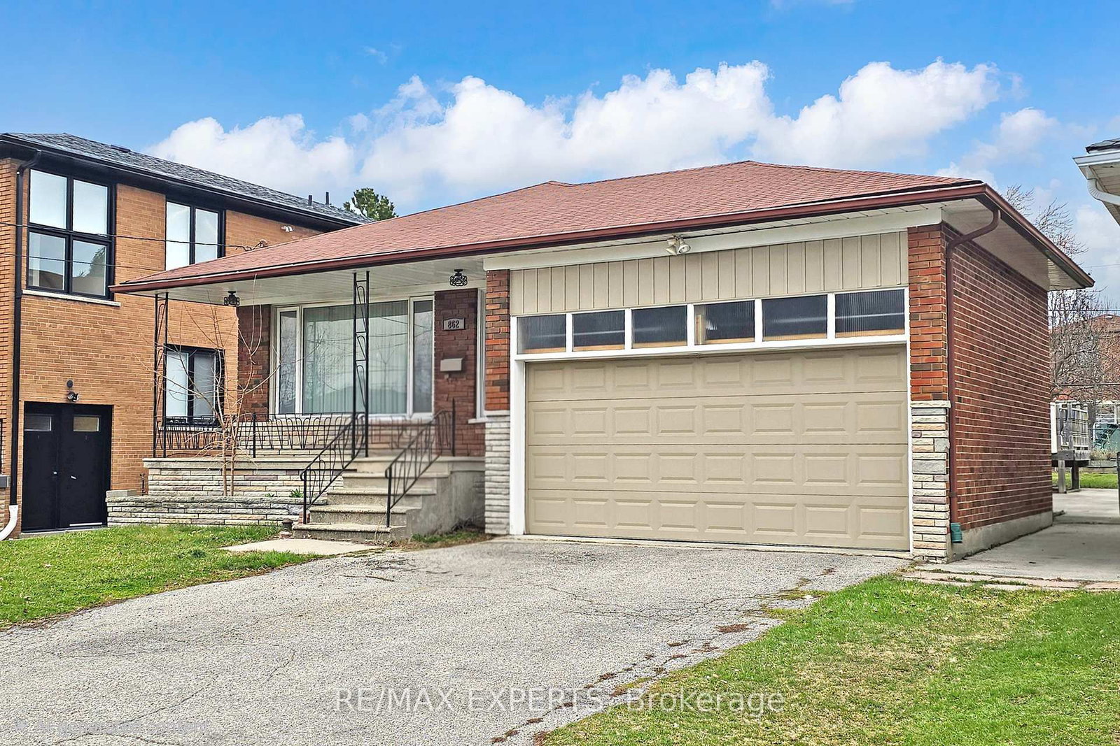 862 Glencairn Avenue